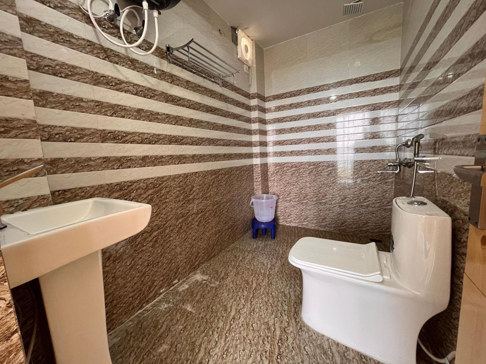 Kamlesh Lodge バーヴナガル エクステリア 写真